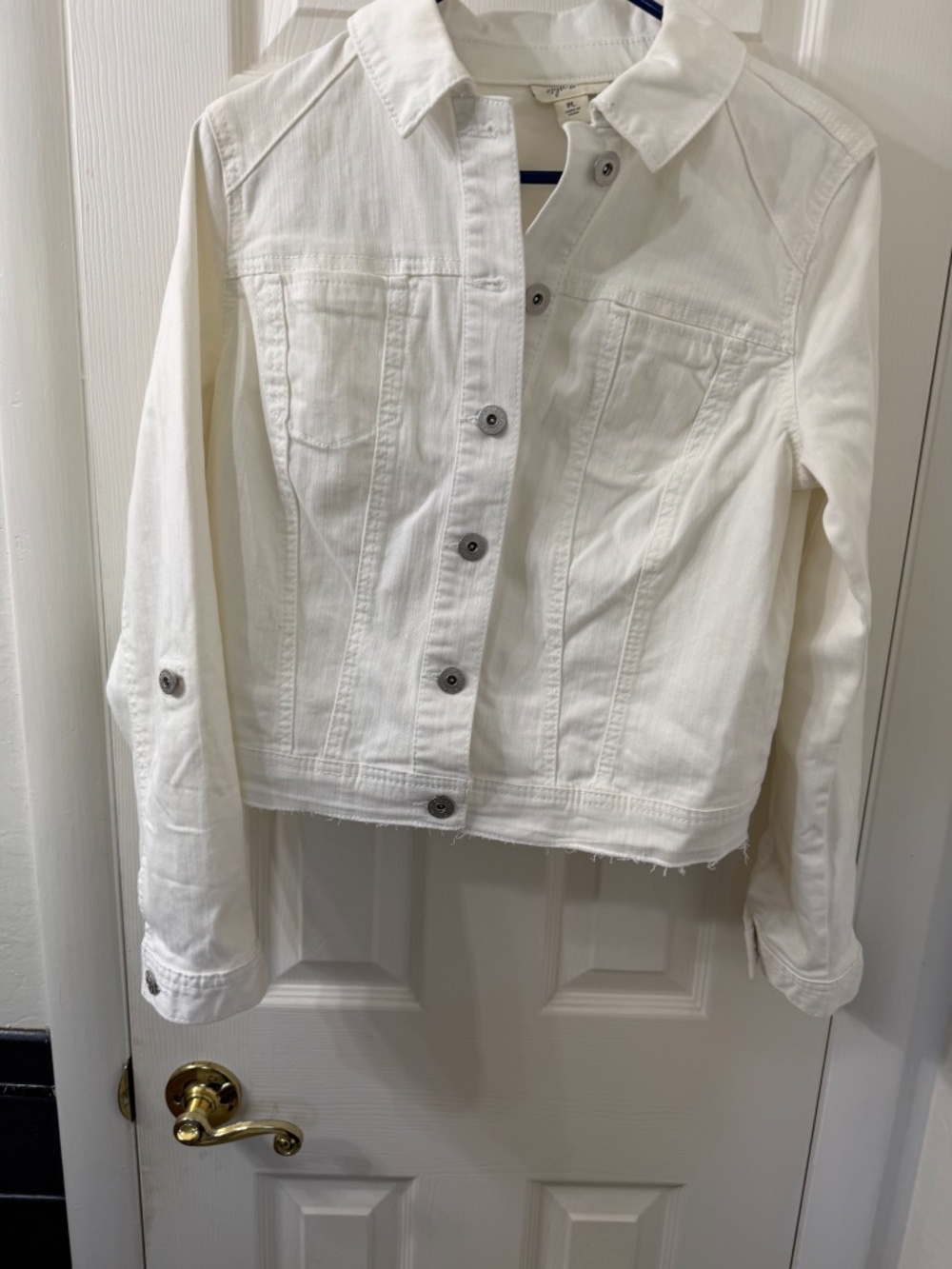 White denim jacket, cropped, raw hem, cowgirl, boho, bride. Size Petite Large